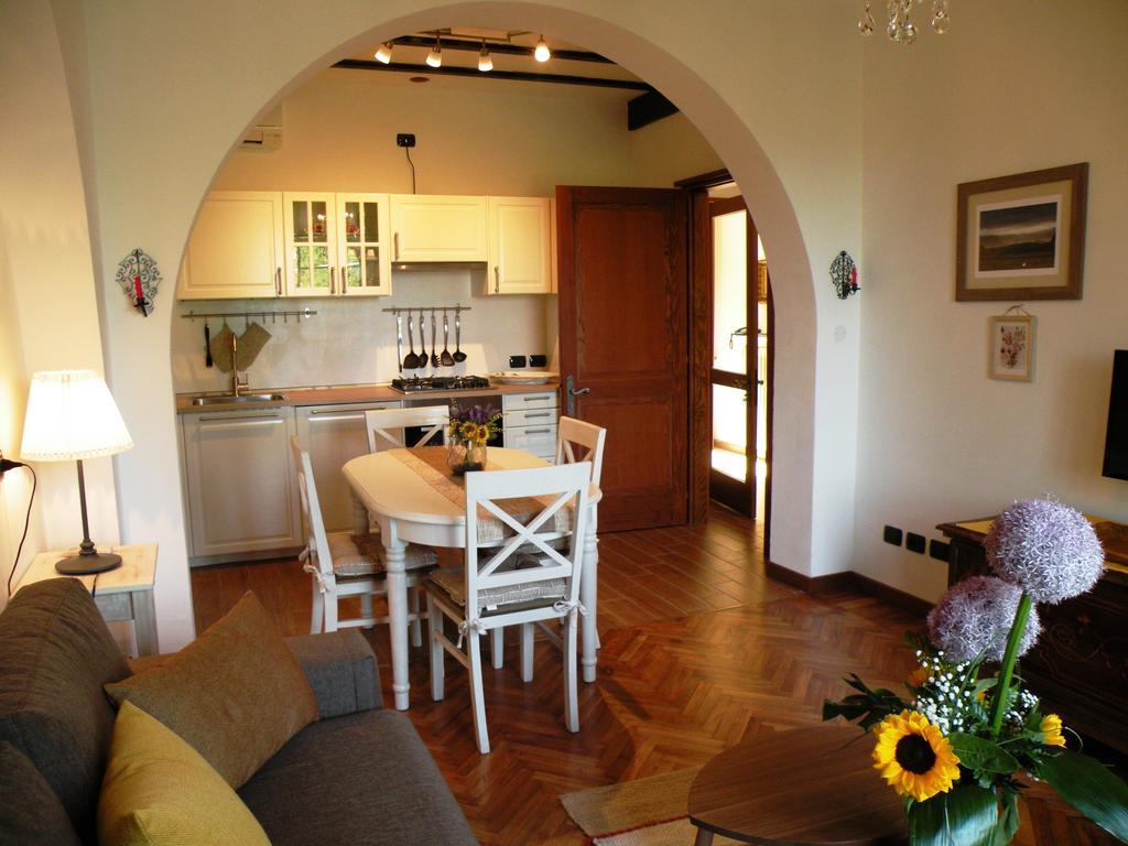 Villa Paradiso Apartment Сирмионе Экстерьер фото