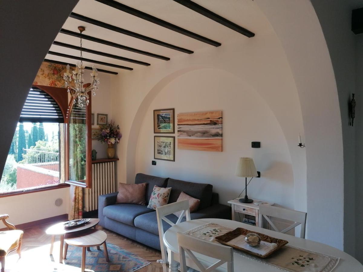 Villa Paradiso Apartment Сирмионе Экстерьер фото