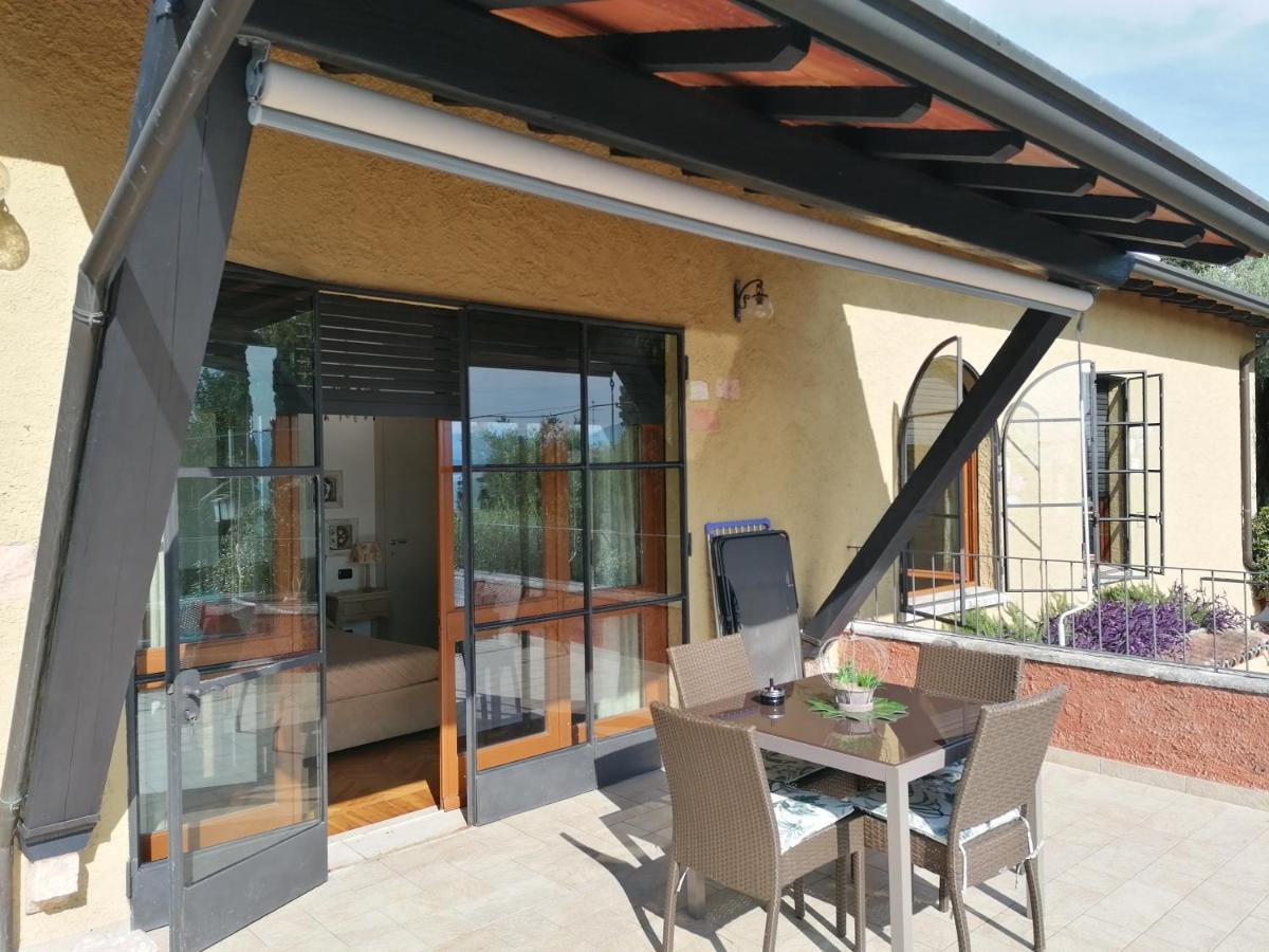 Villa Paradiso Apartment Сирмионе Экстерьер фото